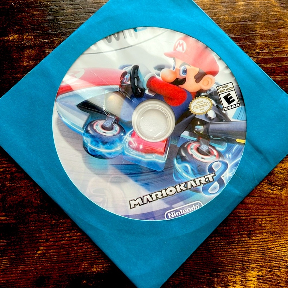 Mario Kart 8 Nintendo Wii U Game